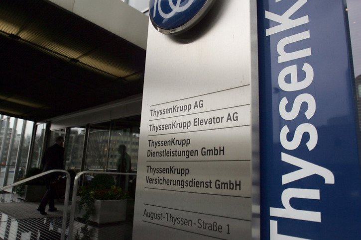 Le groupe ThyssenKrupp toutes activités confondues est valorisé actuellement à environ 3 milliards d'euros. (AP Photo/Roberto Pfeil) © KEYSTONE/AP/ROBERTO PFEIL