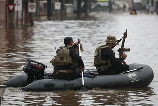 "La peur" face aux nouvelles pluies qui frappent le Sud inondé