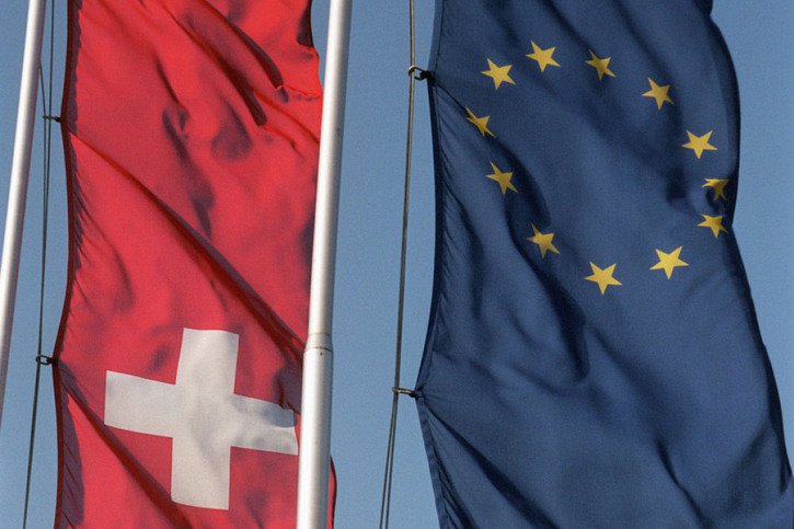 La Suisse ne doit pas lier ses contributions à la cohésion de l'UE à des conditions (image d'illustration). © KEYSTONE/ELISABETHA GUENTHARD