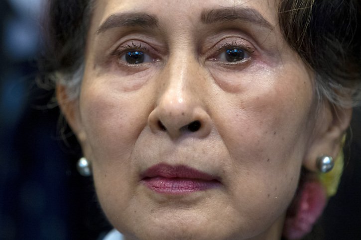 Aung San Suu Kyi est assignée à résidence depuis le coup d'Etat du 1er février qui a mis un terme brutal à la transition démocratique en cours dans le pays depuis 2010 (archives). © KEYSTONE/AP/Peter Dejong
