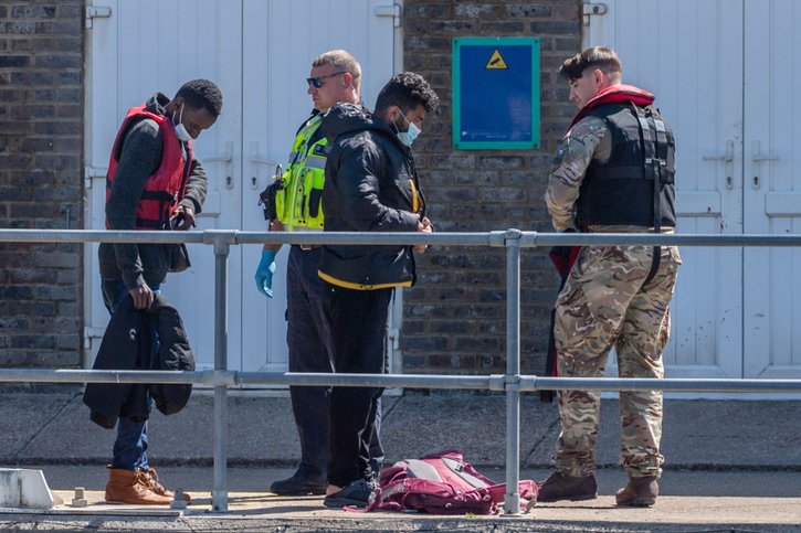 Plusieurs centaines de migrants sont arrivés ces derniers jours en Grande-Bretagne (archives). © KEYSTONE/EPA/STUART BROCK