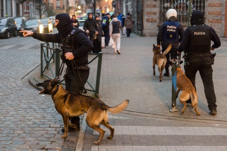 En mai 2016, la police belge avait arrêté Salah Abdeslam dans le quartier de Molenbeek à Bruxelles, mettant ainsi fin à quatre mois de recherches en Europe. © Keystone