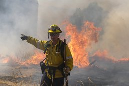 Un nouvel incendie en Californie, des milliers d'évacués