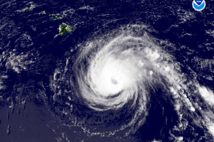 Des cyclones tropicaux frappent le Mexique chaque année sur les côtes pacifique et atlantique, généralement entre mai et novembre (cliché symbolique/Keystone archives). © KEYSTONE/EPA/NOAA / HO
