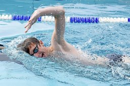 10 sur 10: Théo Cipolla a gagné tous les titres aux championnats fribourgeois de natation