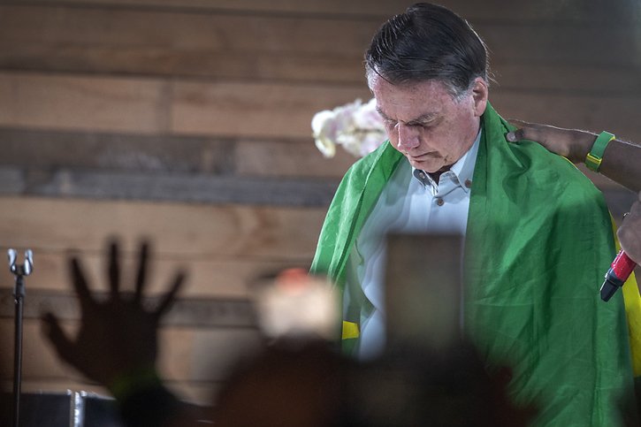 Jair Bolsonaro fait profil bas depuis son départ en Floride. © KEYSTONE/EPA/CRISTOBAL HERRERA-ULASHKEVICH