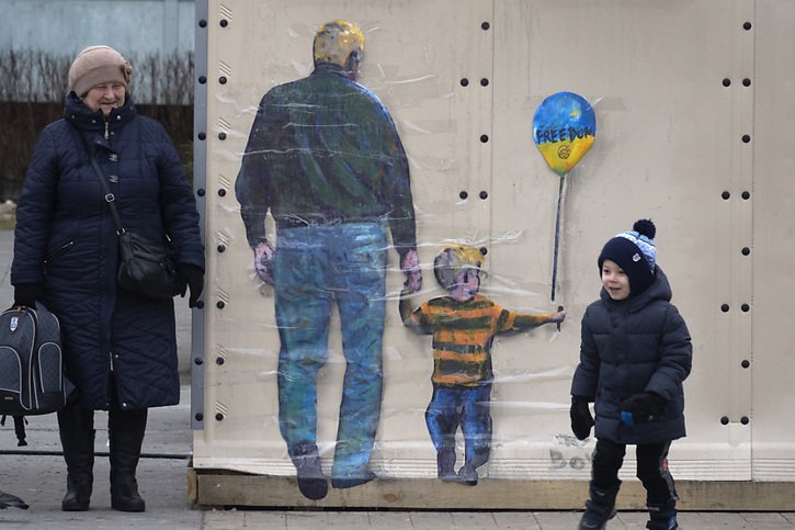 "Par exemple, ils proposent pour 250'000 roubles (plus de 3200 euros) un garçonnet ukrainien". © KEYSTONE/AP/Efrem Lukatsky