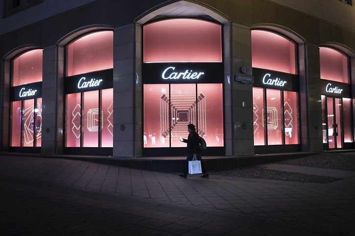 Le CFO de Richemont, groupe propriétaire de Cartier, figure parmi les trois patrons les mieux payés au niveau des entreprises cotées en Suisse. (Archives) © KEYSTONE/AP