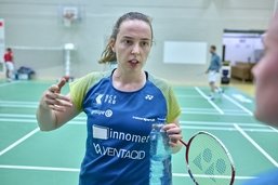 Nouvelle entraîneure des cadres suisses U15, Nicole Schaller se dédie toujours plus au badminton