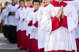 Des abus sexuels présumés commis à Ecône, dans la Fraternité Saint-Pie X, scandalisent