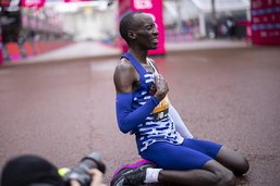 Décès du détenteur du record du monde du marathon Kelvin Kiptum