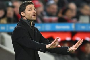 Bayer Leverkusen pense que son entraîneur va rester