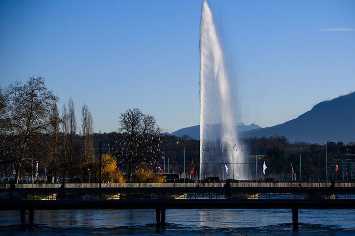 La Ville de Genève a annoncé jeudi un excédent de 200 millions à ses comptes 2023 (archives). © KEYSTONE/JEAN-CHRISTOPHE BOTT