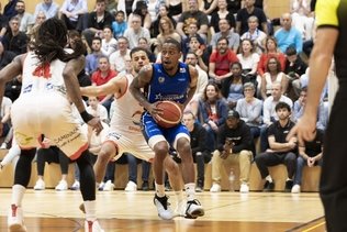 Basketball: Fribourg Olympic craque et devra retourner au Tessin