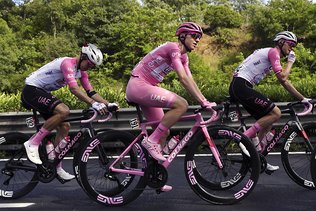 Pogacar remporte son premier Giro, Merlier gagne la dernière étape