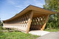 Durabilité: Une passerelle bulloise reçoit le label «Bois Suisse»